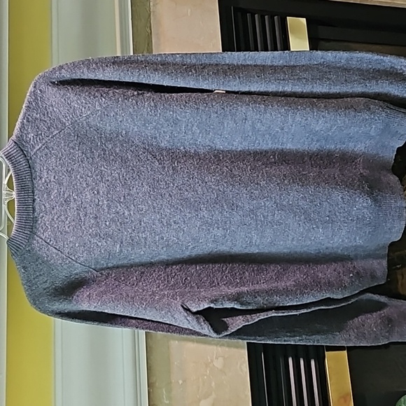 NWT Men's Small Heather Gray Sweater BR Standard - Picture 4 of 6